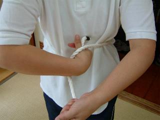 ②